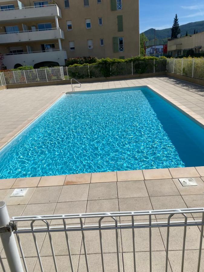 Studio Brignoles Piscine Emplacement Ideal Eksteriør bilde